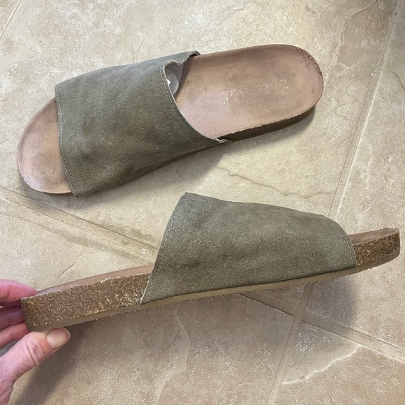 Pretty Splendid suede and cork slides! - Picture 3 of 9